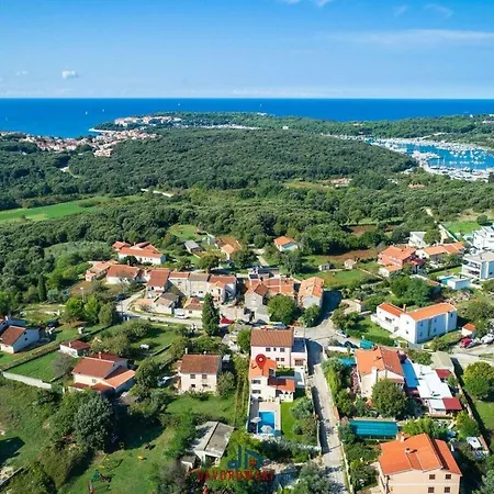 Captains Comfortable Hotel Pula